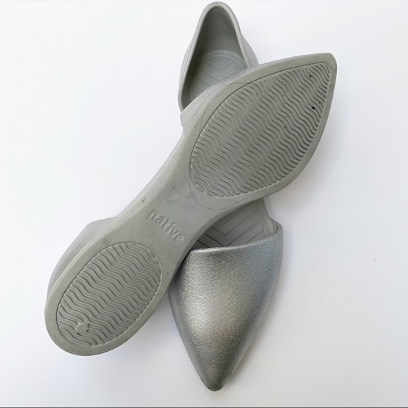 Native Audrey d’Orsay Silver Pointy Toe Flats US10 - Picture 5 of 6